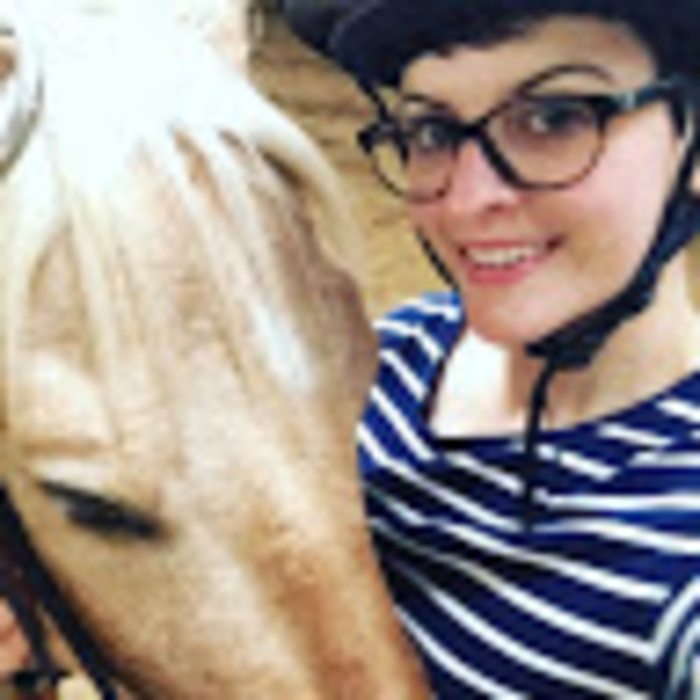 Meet your Posher, Amy